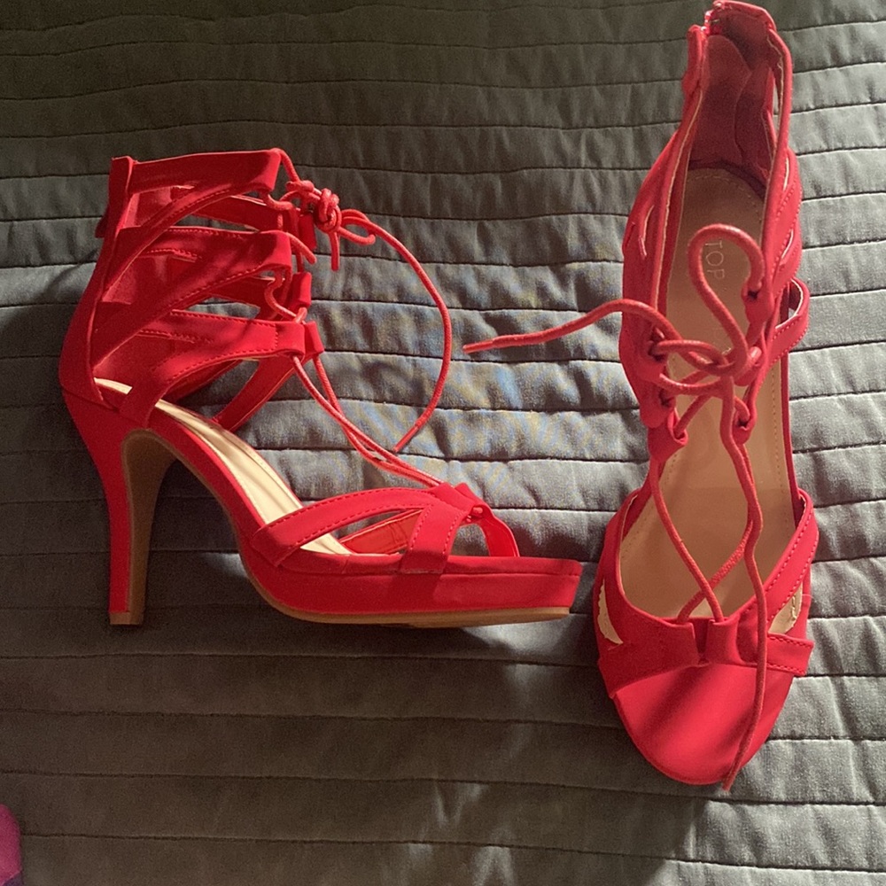 ๐๐นHEELS๐น๐ - Picture 5 of 5
